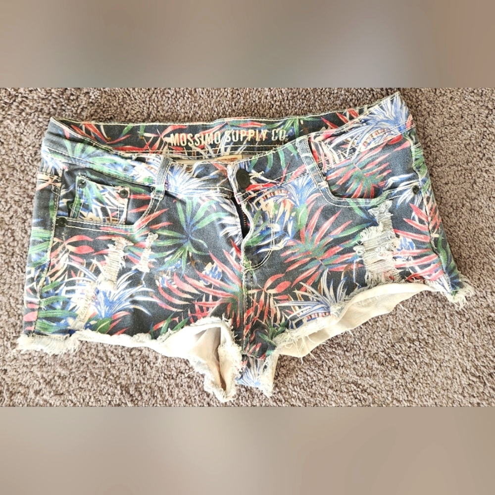 Mossimo Supply Co. Women's Tropical Print Shorts - Multicolor